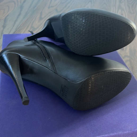New - Stuart Weitzman Ankle Boots - size 7 - Picture 7 of 9